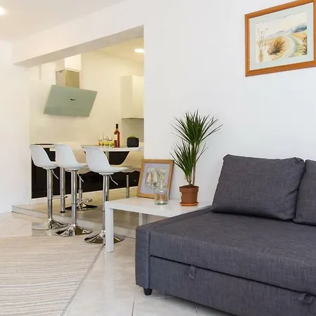 Apartman Marina 公寓