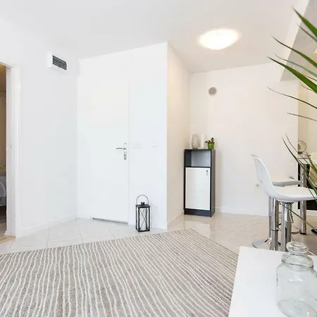 Apartman Marina *
