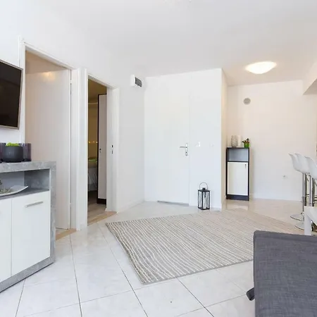 Apartman Marina 公寓 克尔克